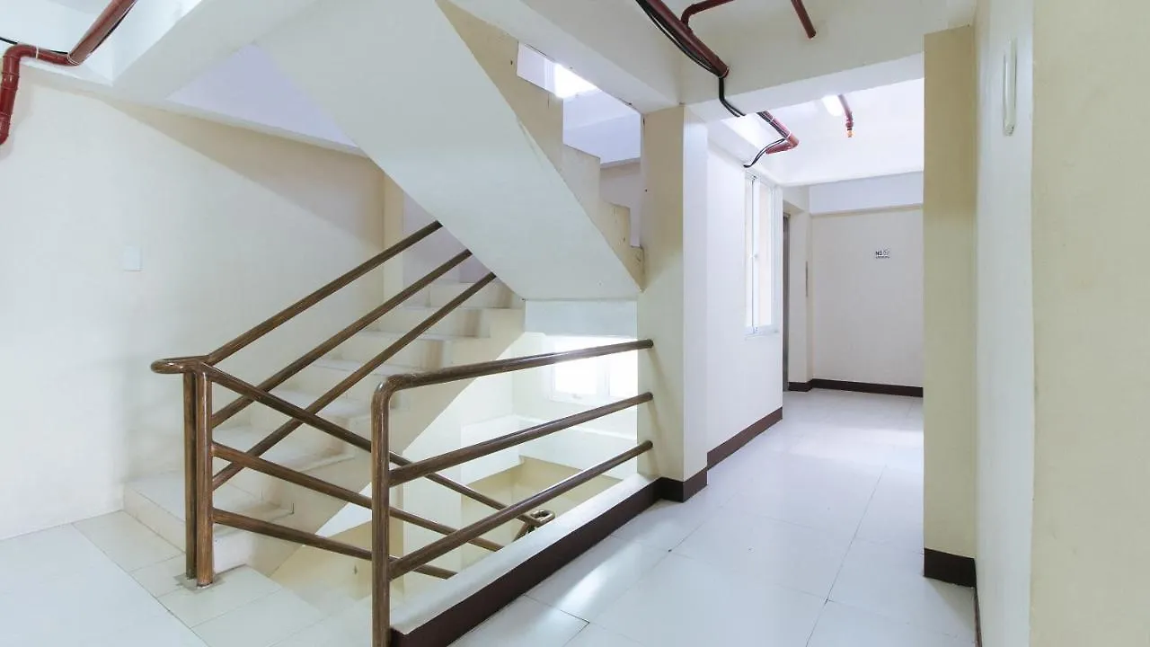 Reddoorz Near C5 Kalayaan Avenue Makati Hotel Taguig
